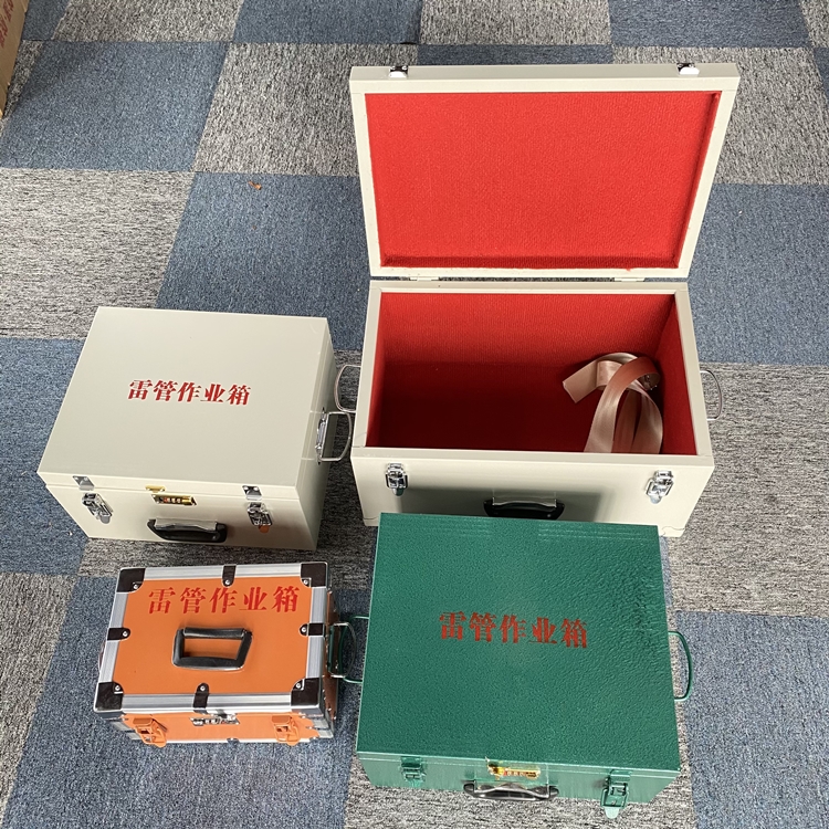 奉化爆破工程作业箱如何选择？玻璃钢与传统材质的全面对比